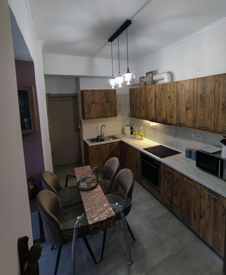 A Pleasant In Chania Apartment *